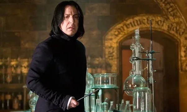 Image of Rick Hoffman as Pius Thicknesse in Harry Potter