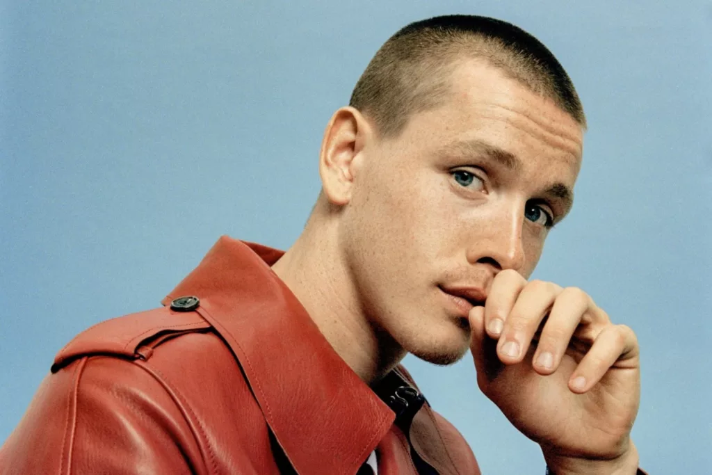 Picture of Harris Dickinson