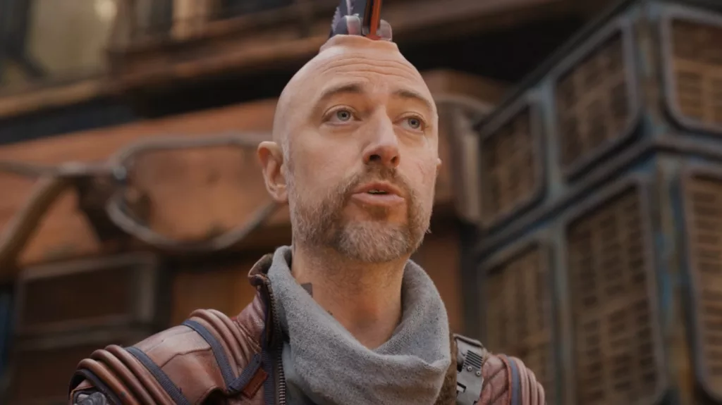 Sean Gunn as Kraglin Obfonteri